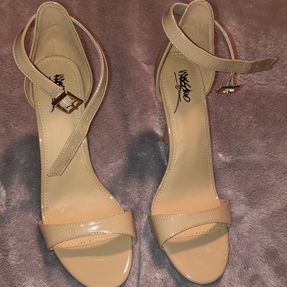 Nude heels